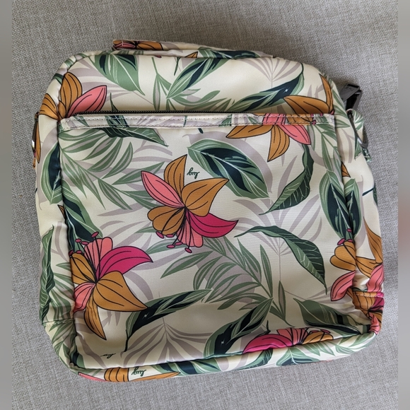 Lug Ranger Crossbody Bag in Lily Sand - Picture 2 of 7